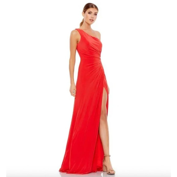 MAC DUGGAL Dress Size 8 Evening Gown NEW Red One Shoulder Ruched Jersey Cherry - Picture 1 of 7
